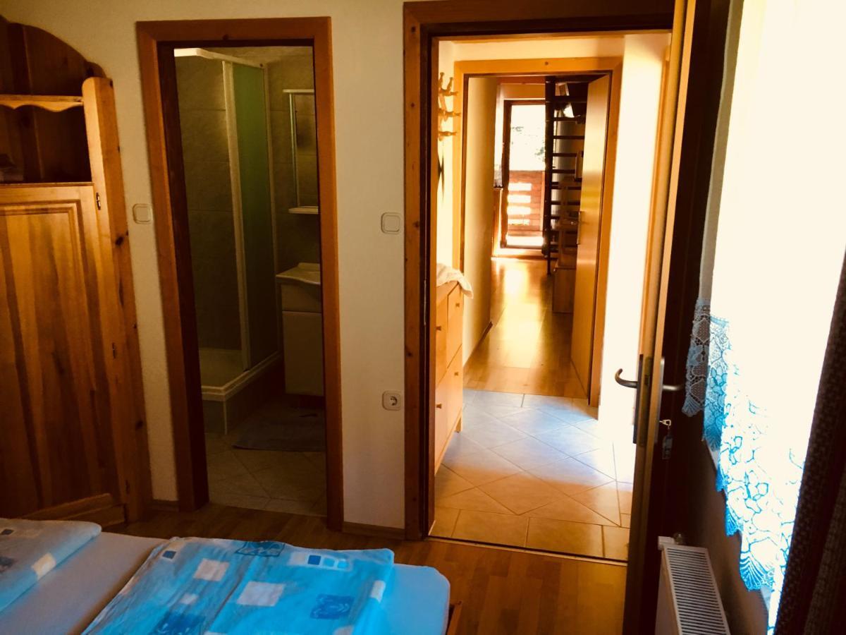 Apartment Tisa Solčava Eksteriør billede