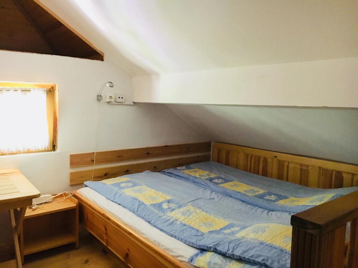 Apartment Tisa Solčava Eksteriør billede